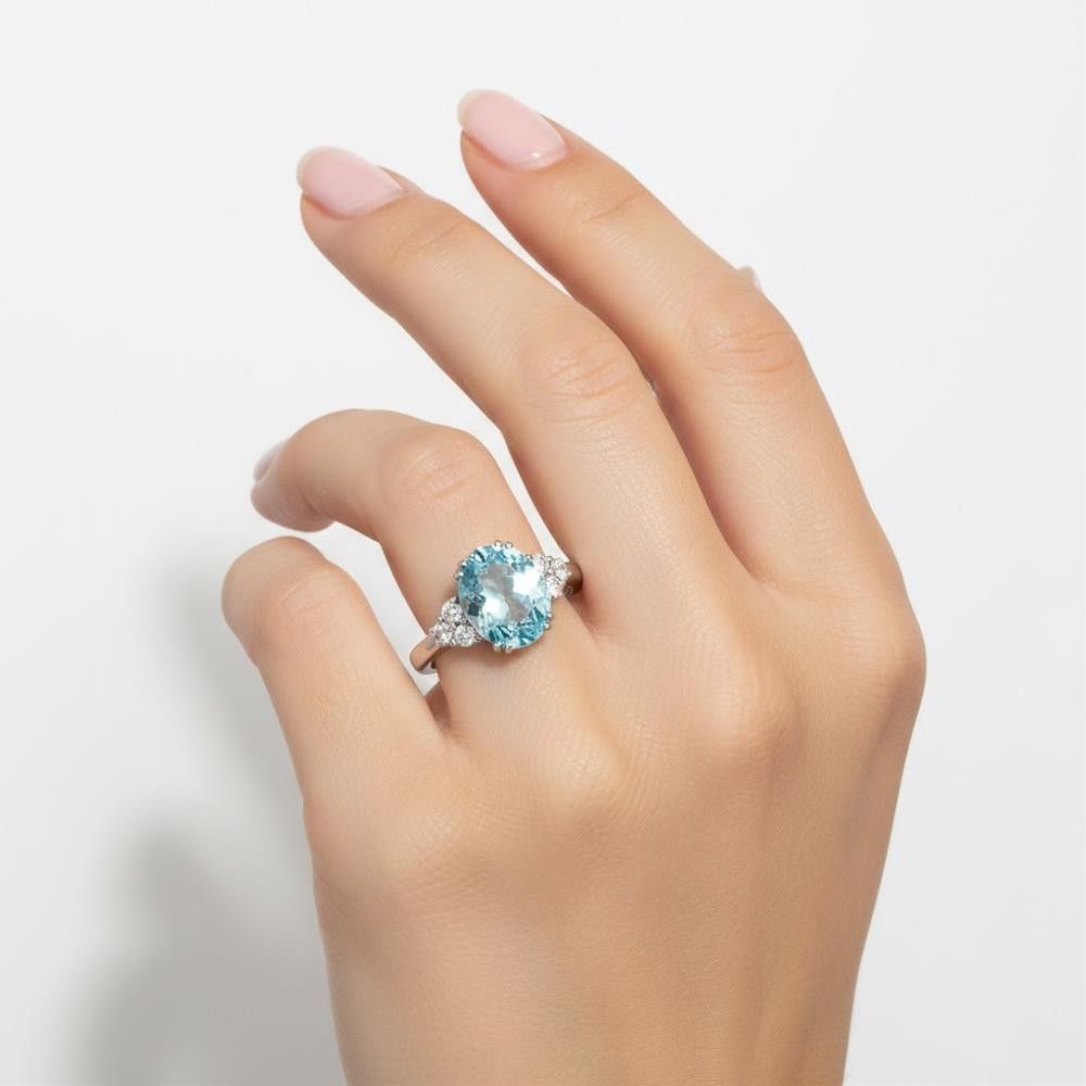 Anello Acquamarina Oro Bianco e Diamanti