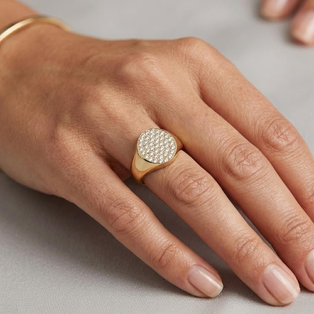 Anello Chevaleir in Oro Giallo 18 Kt e Diamanti