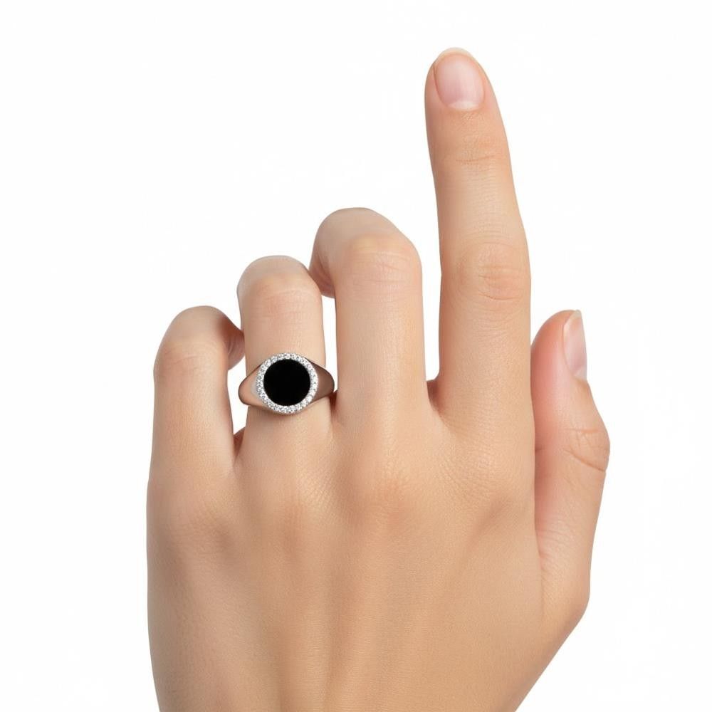 Anello Chevalier in Oro Bianco 18 Kt Onice e Diamanti