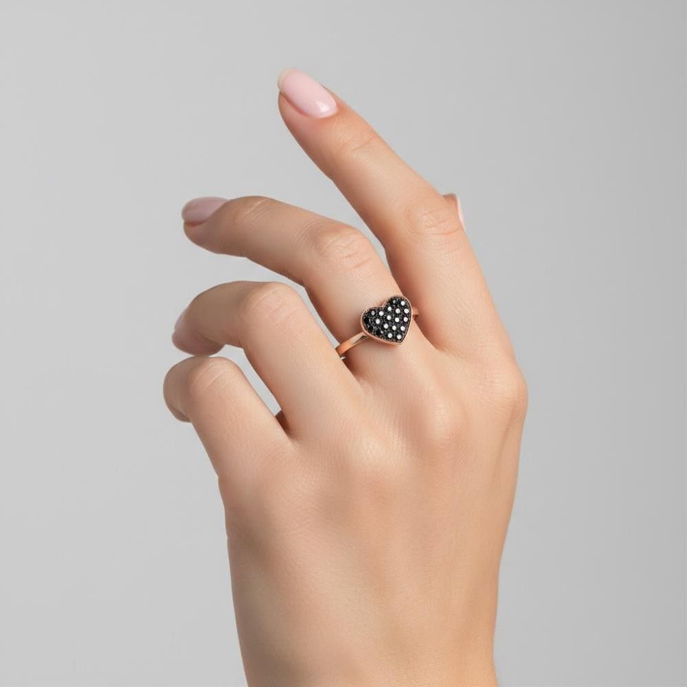 Anello Cuore in Oro Rosa 18 Kt e Diamanti Neri