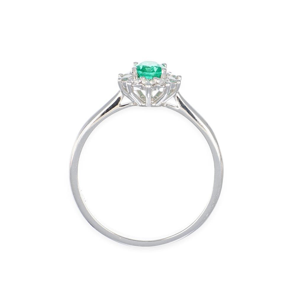 Anello in Oro Bianco 18 Kt con Smeraldo Taglio Ovale e Diamanti