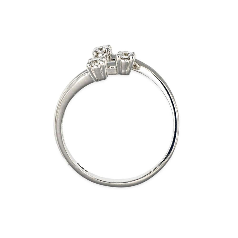 Anello Trilogy in Oro Bianco 18 Kt e Diamanti