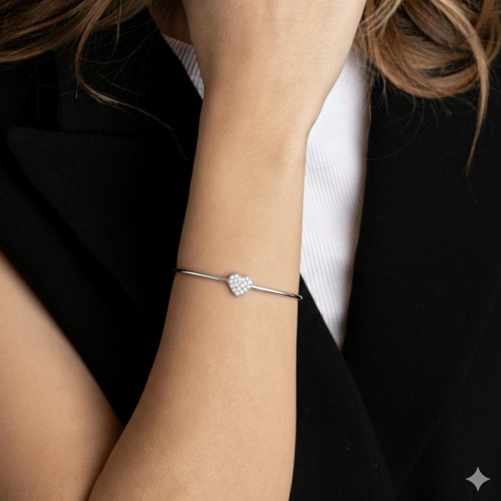 Bracciale Rigido Cuore in Oro Bianco 18 Kt e Diamanti