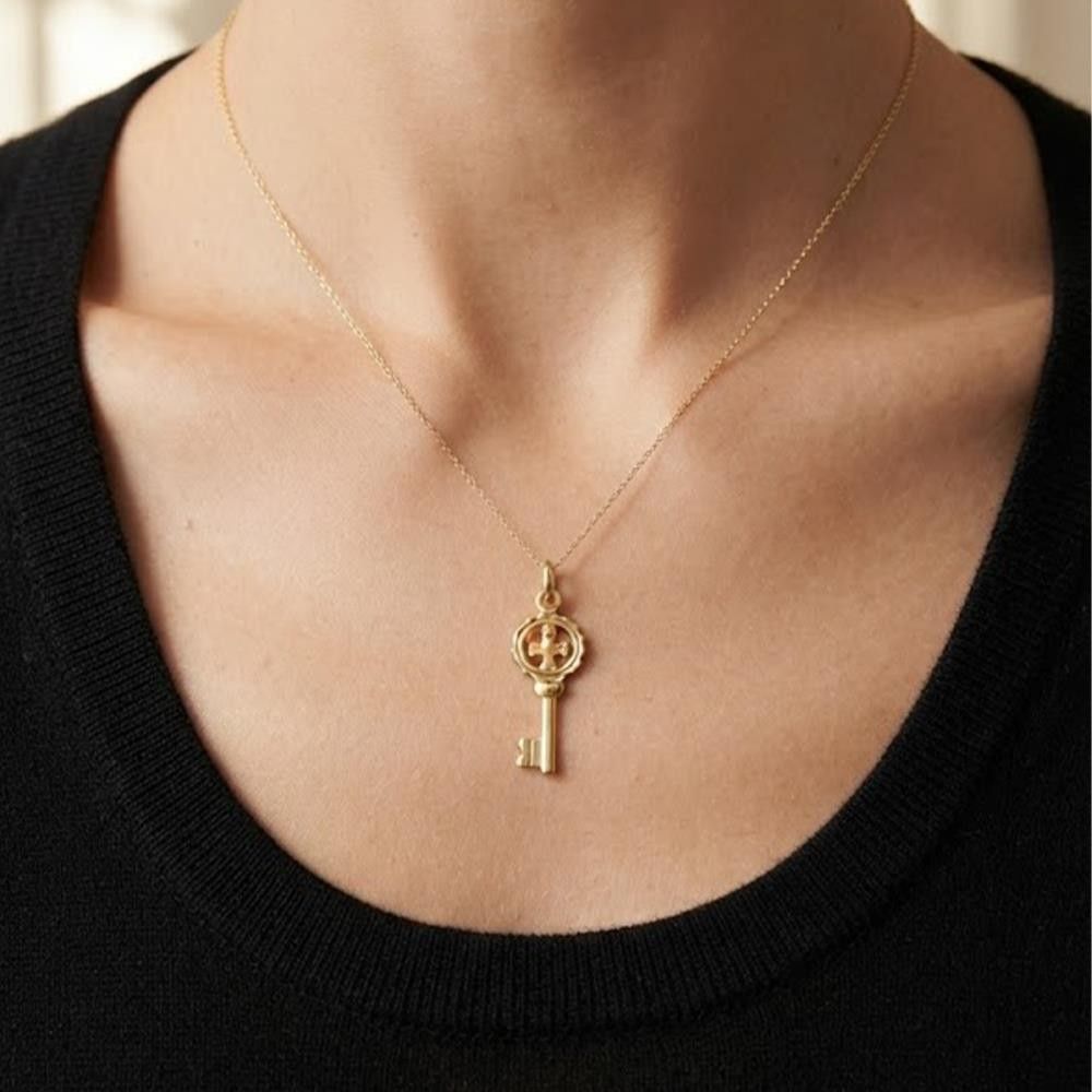 Ciondolo Chiave in Oro Giallo 18 Kt