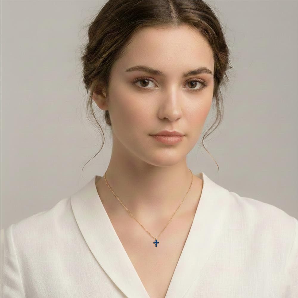 Collana Croce in Oro Rosa 18 Kt con Zaffiri Blu