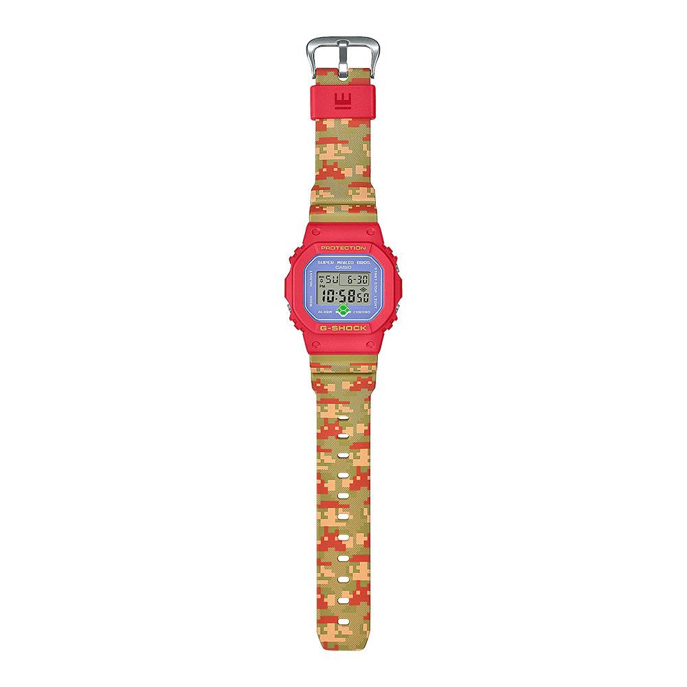 Orologio Casio G-Shock X Super Mario Bros DW-5600SMB-4ER