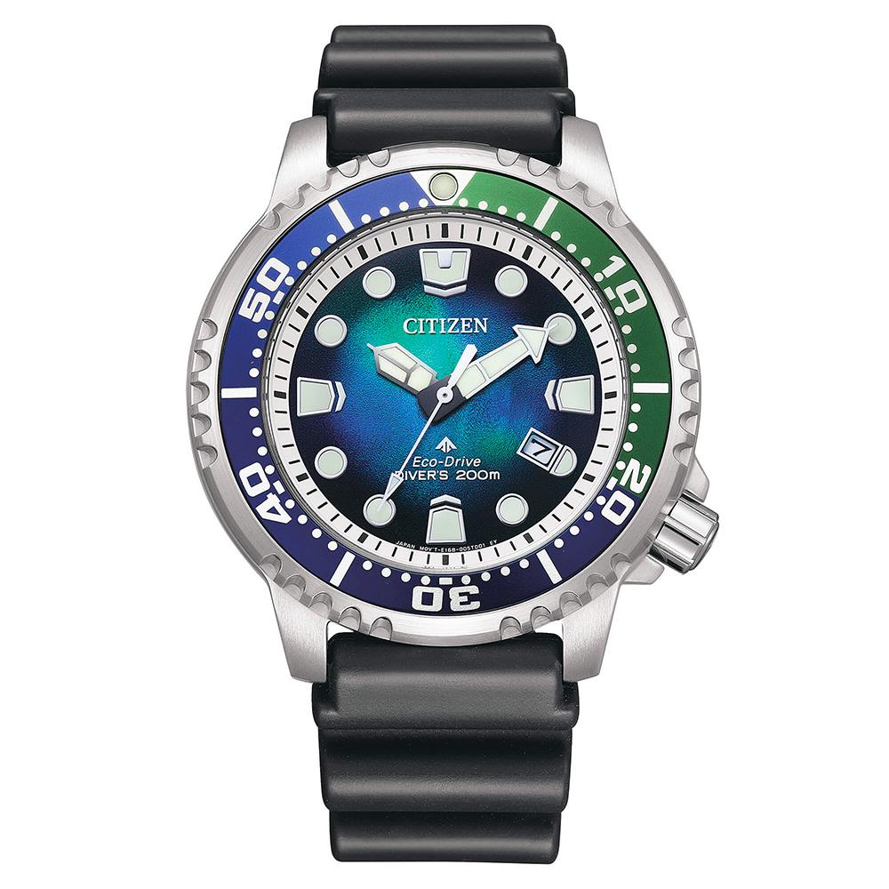 Scopri la serie in edizione limitata Unite with Blue di Citizen, un tributo alla bellezza degli oceani che uniscono il nostro mondo.